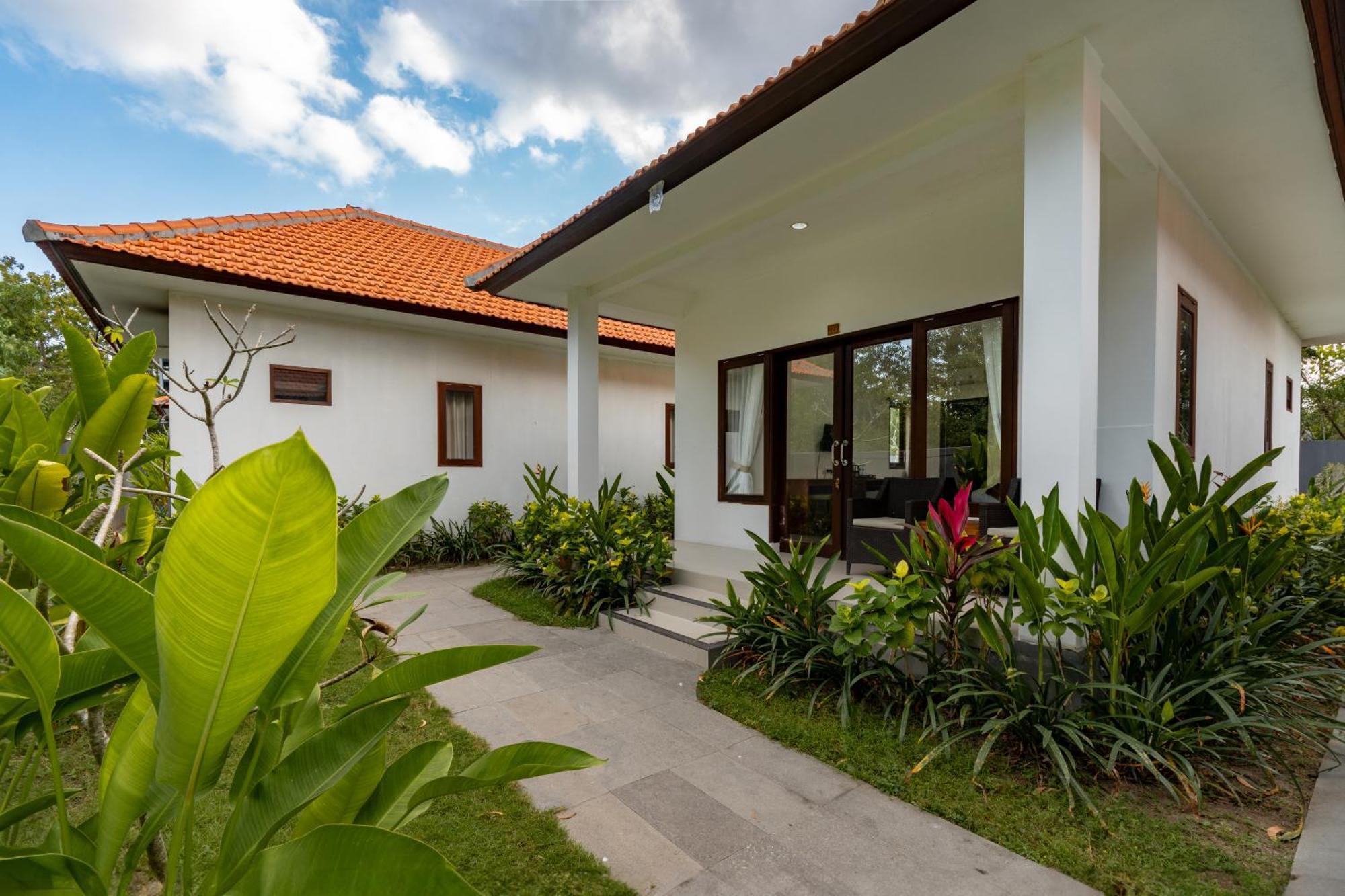 Nusa Indah Onai Hotel Nusa Lembongan Exterior foto