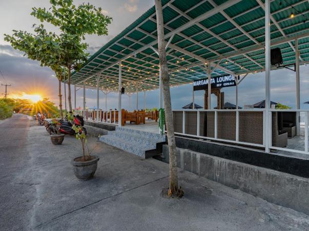 Nusa Indah Onai Hotel Nusa Lembongan Exterior foto