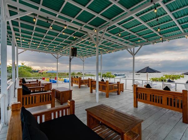 Nusa Indah Onai Hotel Nusa Lembongan Exterior foto